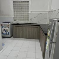 Cho thuê nhà Trường Sa, P.17, 4x15m, 1 lầu, 2 phòng ngủ, 2 WC, 10tr