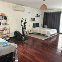 Cho Thuê Biệt Thự Hồ Bơi Khu Compound Yên Tĩnh Thảo Điền, Quận 2, 4 Phòng Ngủ, Phù Hợp Ở, An Ninh