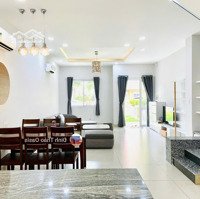 Cho Thuê Biệt Thự Có 4 Phòng Ngủ , Toilet Riêng, Đầy Đủ Nội Thất Cao Cấp Kế Siêu Thị Aeon Mall Bd