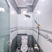 Nhà lầu mới Full nội thất, gần chợ An Bình và trường đại học FPT