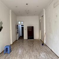 Siêu phẩm mặt phố Trung tâm Cầu Giấy 38m2, 5T, vỉa hè đá bong, kinh doanh tấp nập ngày đêm