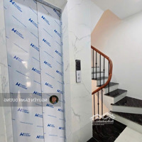 Bán Nhà Lạc Long Quân - 30M2 X 6 Tầng Thang Máy - Xây Mới - Bãi Ô Tô Ngay Cạnh Nhà - 50M Ra Mặt Phố