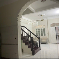 Bán Nhà Phố Láng Hạ_55M2 Mt5M_Phân Lô Oto Đỗ Cửa_Mặt Tiền Rộng, Gần Phố_Ở Hoặc Kinh Doanh _15.5 Tỷ
