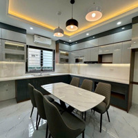 Siêu Phẩm Phân Lô Khu Quân Đội - Vị Trí Hiếm Có - Cách Ô Tô Tránh Chỉ 10M - Nhà Đẹp Thoáng, Ở Ngay