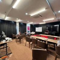 Bán Shophouse Chân Đế Cc Times City, Diện Tích 226M2, Mặt Tiền 8,5M Liên Hệ: 0765155902