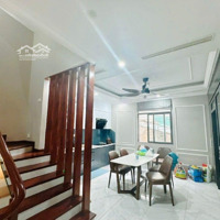 Mặt Chợ Mỗ Lao Kinh Doanh - Văn Phòng - Nhà Đẹp Nội Thất Tiền Tỷ Ô Tô Tránh - 59M2Mặt Tiền5M - 17.5 Tỷ