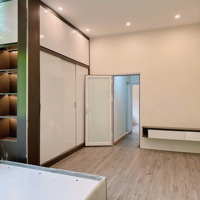 Siêu Hiếm. Cho Thuê Nhà Nguyên Căn Phố Văn Cao - Liễu Giai. Ngõ Ô Tô Tránh. 6 Phòng Ngủ
