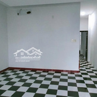 Cho Thuê Nhà 5 Tầng Mặt Tiền Cao Bá Quát, Nha Trang 14 Phòng, Wc Riêng Giá Chỉ 35 Triệu/Tháng