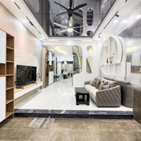 Định Cư Bán Nhà Gần Trường Quốc Tế Việt Úc, Giá Bán 3,25 Tỷ. Dương Quảng Hàm, Phường 5, Gò Vấp. Sổ Sẵn