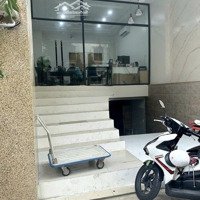 Cần Cho Thuê Nhà Tòa Nhàmặt Tiềnđ. Nguyễn Minh Hoàng P. 12 Q. Tân Bình Ngay Khu K300
