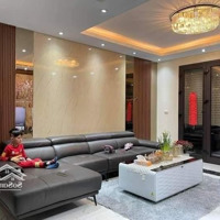 Bán Nhà Học Viện Tài Chính, 34M2, Phân Lô, Ô Tô, Nội Thất Chủ Tặng, Nhỉnh 5Tỷ.