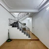 Cần Bán Nhà Ngọc Thụy, Long Biên 33m2, 5T chỉ 5,05 tỷ