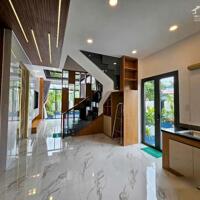Hot Cần tìm chủ mới cho nhà 141m thiết kế hiện đại tiện ích đầy đủ giá 4,9 tỷ ngay Bình Nhâm 24