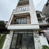 Đất Ngọc Thuỵ 95M * 25.6 Tỷ , Vỉa Hè 2 Bên , Oto Tránh . Kinh Doanh