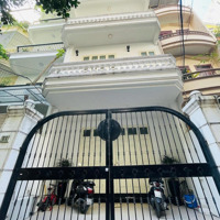 Chính Chủ Bán Nhà Phân Lô Phố Láng Hạ 62M2 Chỉ 18,7 Tỷ Ba Đình, Kinh Doanh, Ô Tô Tránh