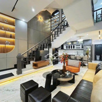 Bán Siêu Phẩm Nhà Phố Hoà Minh 3 Tầng, 5 Phòng Ngủ Pháp Lý Chuẩn, Khu Dân Cư An Ninh Giá Chỉ 5.9 Tỷ
