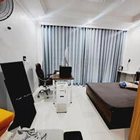 Hàng Siêu Hot Ngay Ngô Đức Kế, Bình Thạnh Đang Cho Thuê 25 Triệu/Tháng.diện Tích72,5M2, Sổ Chính Chủ