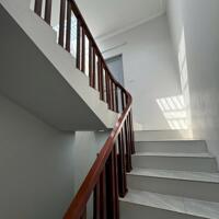 BÁN GẤP NHÀ Ô CÁCH  56M 5 TẦNG GẦN Ô TÔ DỪNG ĐỖ NGÀY ĐÊM FULL NỘI THẤT CHỈ HƠN 8 TỶ