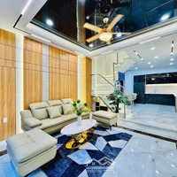 Nhà Ngộp 3Tỷ850/72,3M2 Ngay Phùng Văn Cung-P.-Phú Nhuận Cho Thuê 22 Triệuiệu.gần Co.op Mart Rạch Miễu