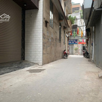 Bán Nhà Riêng Tại Thanh Xuân, Cách Royal City Vài Bước Chân, Ngõ Thông, Gần Ô Tô 40M2 Giá Bán 6.65 Tỷ