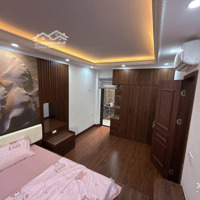 Bán Nhà Ngõ 68 Cầu Giấy Cách Ô Tô 10M, Nhà Mới Đẹp, Full Nội Thất Chỉ Nhỉnh 8 Tỷ