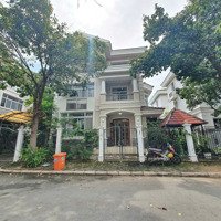 Cần Bán Biệt Thự Khu Nam 70 Tỷ, 280M2, Tân Phú, Quận 7, Hcm, Lh Chính Chủ 0902 370 456