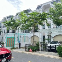 Bán Nhà Mặt Phố Dt5X20 Xây 1 Trệt 2 Lầu Trung Tâm Hành Chính Tân An Long An