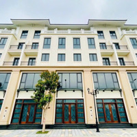 Chính Chủ Cần Bán Căn Vịnh Tây 2 - 75M2 Hướng Đông Nam, Giá Bán 9.5 Tỷ