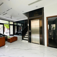 Chính Chủ Cần Bán Căn Vịnh Tây 2 - 75M2 Hướng Đông Nam, Giá Bán 9.5 Tỷ