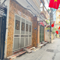 Bán Nhà Trung Tâm Cầu Giấy , Kd, Ô Tô , Ở Luôn, Thoáng 3 Mặt. Giá Bán 13 Tỷ