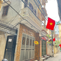 Bán Nhà Trung Tâm Cầu Giấy , Kd, Ô Tô , Ở Luôn, Thoáng 3 Mặt. Giá Bán 13 Tỷ