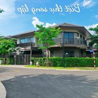 Cần Bán Gấp Biệt Thự Song Lập, Góc 2 Mặt Tiền, Đối Diện Công Viên