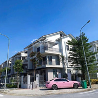 Biệt Thự 180M Centa Riverside Vsip, Gần Ga Metro Gia Bình, Sổ Hồng, Chỉ 3,6 Tỷ Vốn