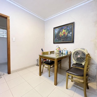 Bán Căn Hộ 121M2, 2 Phòng Ngủ 1 Vệ Sinhtại Phố Phương Mai, Đống Đa, Hà Nội, Giá Bán 4 Tỷ Vnd