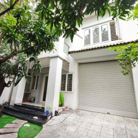 Bán Bt Đẹp, Full Tiện Ích, 4 Phòng Ngủ 4 Vệ Sinh 223M2, 23,4 Tỷ Tại Tân Hưng, Q7, Hcm