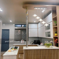 Bán Shophouse Oasis City, Bến Cát Nội Thất Đẹp I Hình Sang Tên Ngay, Cạnh Trường Việt Đức