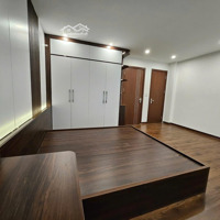 Bán Nhà Ngô Gia Tự 40M2 6 Tầng Mt5M, Thang Máy, 3 Thoáng Giá Bán 7,3 Tỷ