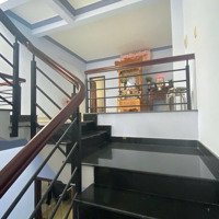 Bán Nhà 3 Lầu Phú Mỹ Hưng Quận 7. Full Nội Thất, Decor Mới Đẹp.