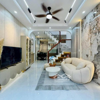 Nhà Cần Bán! Nhà Trịnh Đình Trọng, Tân Phú Giá Bán 1Tỷ850.Diện Tích44M2 - 3 Phòng Ngủ. Full Nội Thất. Hxh