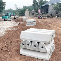 Bên E Mở Bán 11 Lô Hoa Hậu Thị Trấn Ba Hàng Đồi - Lạc Thuỷ - Hoà Bình Đất Cách Đường Mòn Hcm