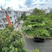 Bán Nhà Hẻm Vip 10M Ngay Phan Văn Trị P.11 Bình Thạnh, 4X20M, 4 Tầng Đúc, Ngay Công Viên Siêu Đẹp