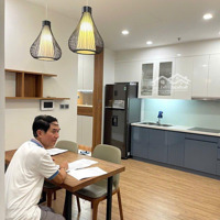 Chính Chủ Cần Bán Gấp Căn Hộ 2 Phòng Ngủ53M2 Full Nội Thất Sẵn Hđ Thuê 3,2 Tỷ Vinhomes Greenbay