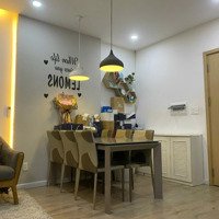 Cho Thuê Căn Hộ 2 Pn Full Nội Thất, Có Siêu Thị, Hồ Bơi Ngay Bên Dưới Chung Cư