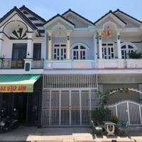 Hàng Ngộp, Nhà Kdc Phú Hồng Thịnh 8, Thuận An, Bình Dương. Chỉ 2Tỷ799