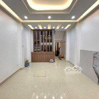 Bán Nhà Đường Nguyễn Đình Chiểu, Hai Bà Trưng. Gân Đại Cồ Việt.diện Tích45M2. Thang Máy. Giá Bán 12.5 Tỷ.