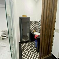 CHỦ ĐỊNH CƯ NƯỚC NGOÀI BÁN GẤP NHÀ 2 MẶT TIỀN NGAY CHỢ CẨM ĐÔ PHƯỜNG 6
