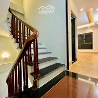 Phú Diễn Bán Nhà Phân Lô, Ô Tô Đỗ Cửa 35M2 - 6 Tỷ