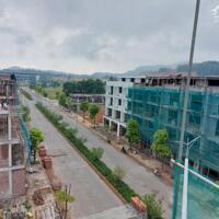 cần bán căn shophoues 5 tầng xây thô tại pak hill thành công