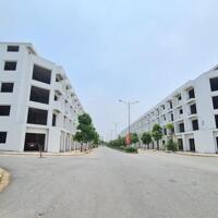 cần bán căn shophoues 5 tầng xây thô tại pak hill thành công