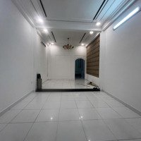 Nhà Mớihẽm Xe Hơihậu Giang, P.12, Quận 6 | 4 X 18 | 3 Tầng | 3 Phòng Ngủ 2 Vệ Sinh| Giá Bán 9,5 Tỷ